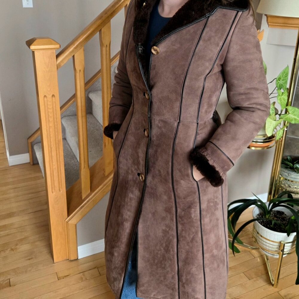 Real shearling/sheepskin Leather Attic Vintage long coat with leather details. - Picture 3 of 16